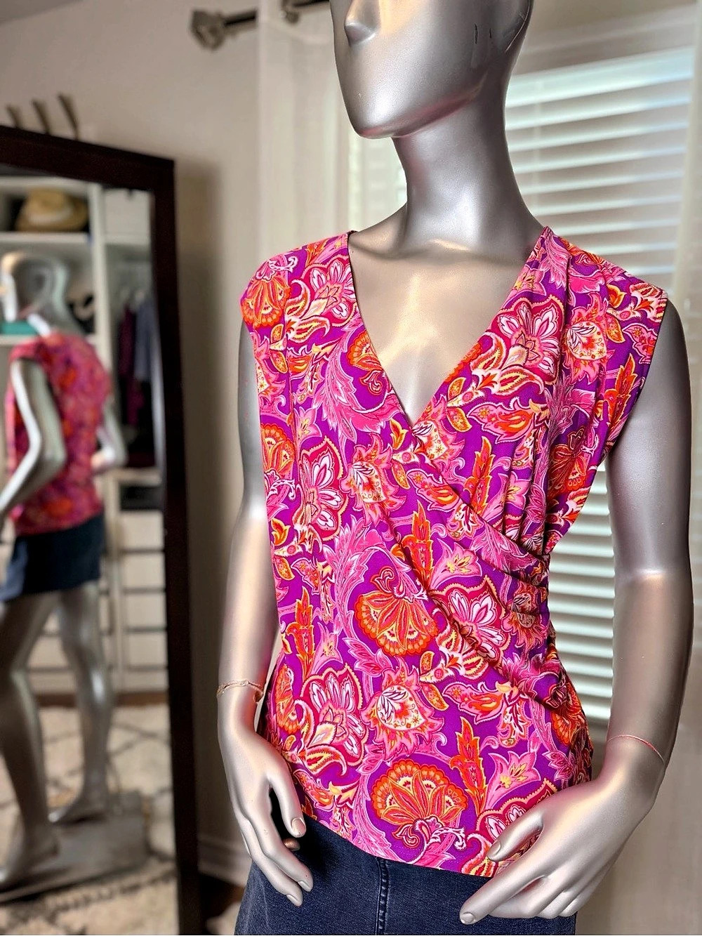 Chaps by Ralph Lauren Floral Paisley Faux Wrap Top Sleeveless Purple Pink Large